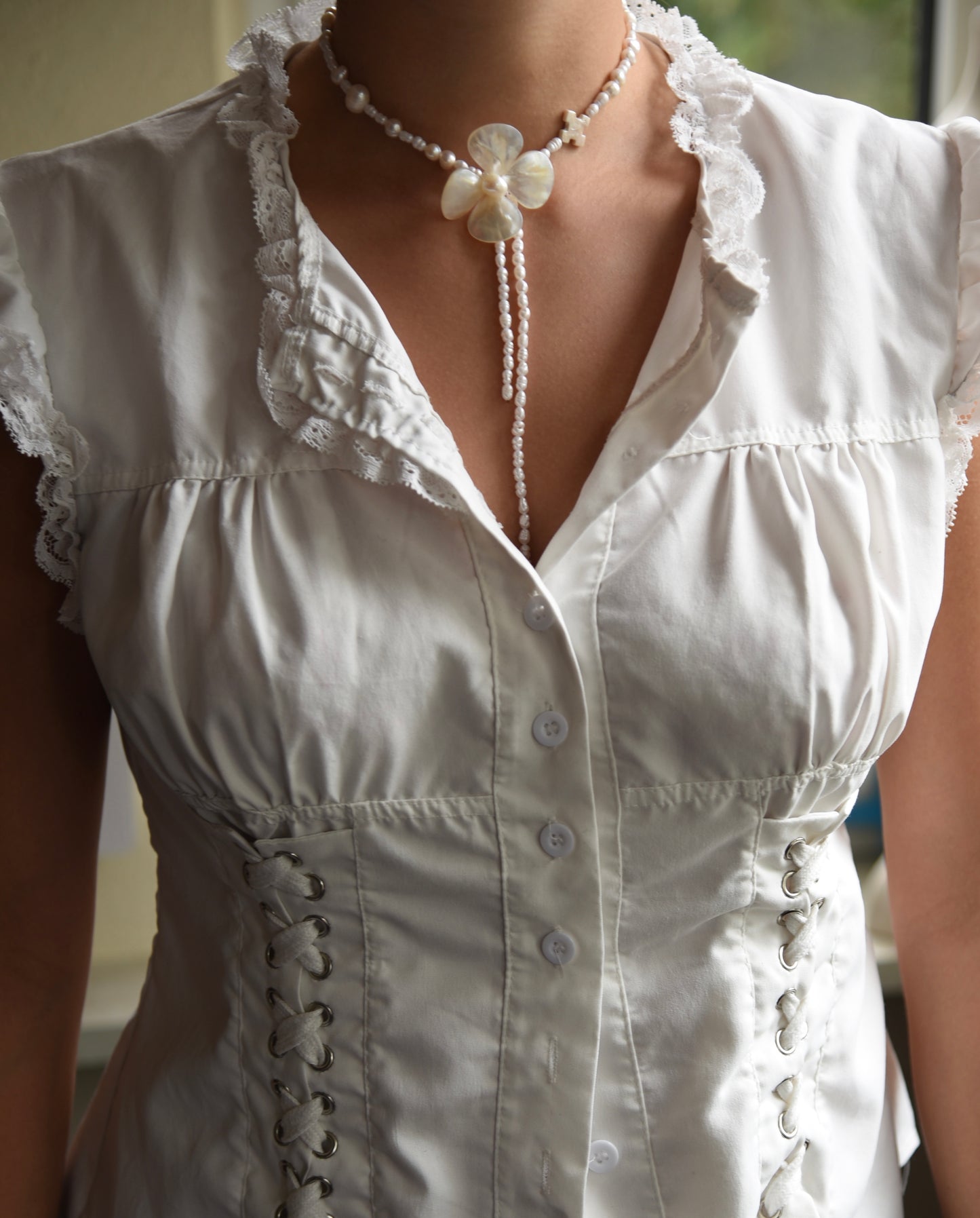 Perlmut Flower Necklace