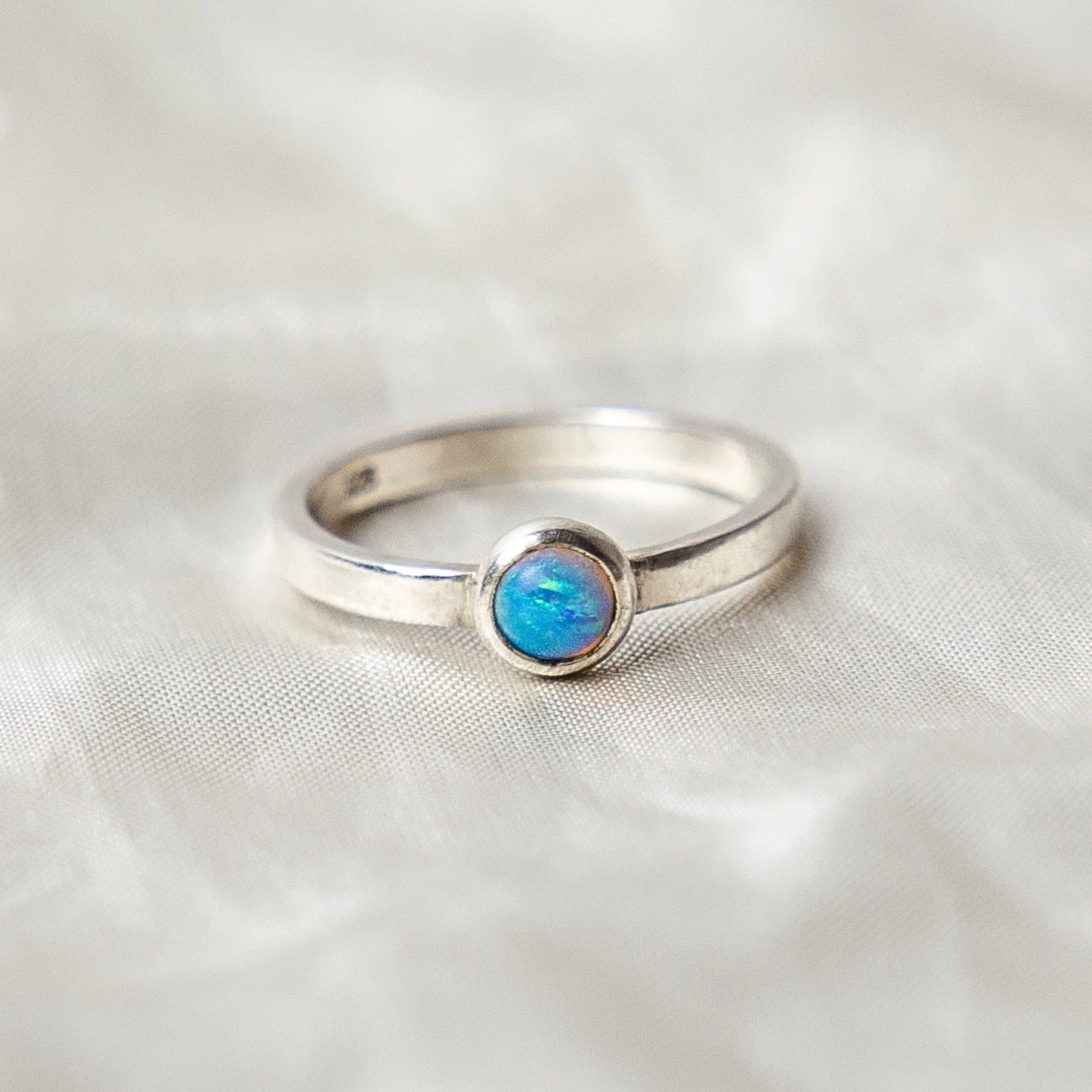 Pearl World Opal Ring