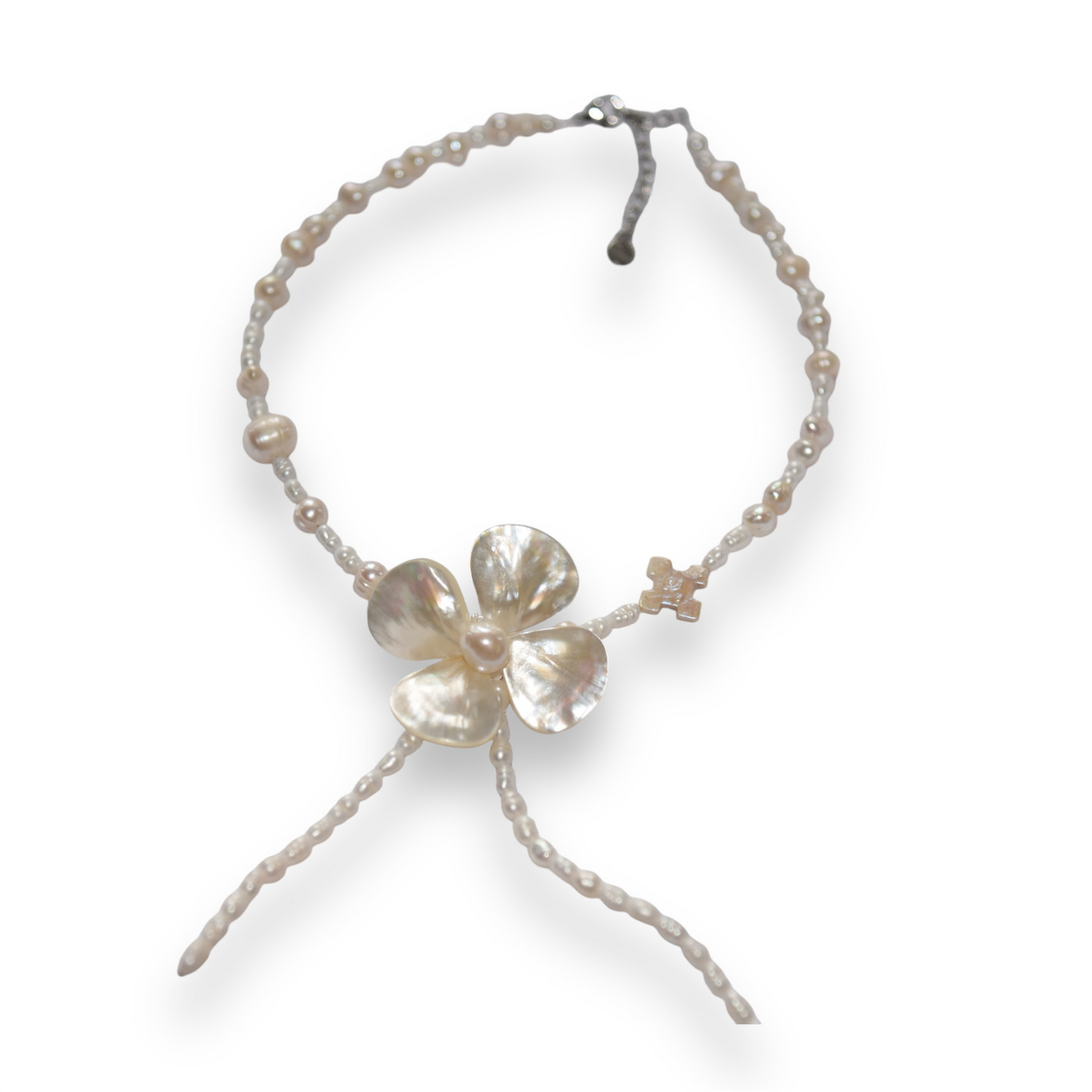 Perlmut Flower Necklace