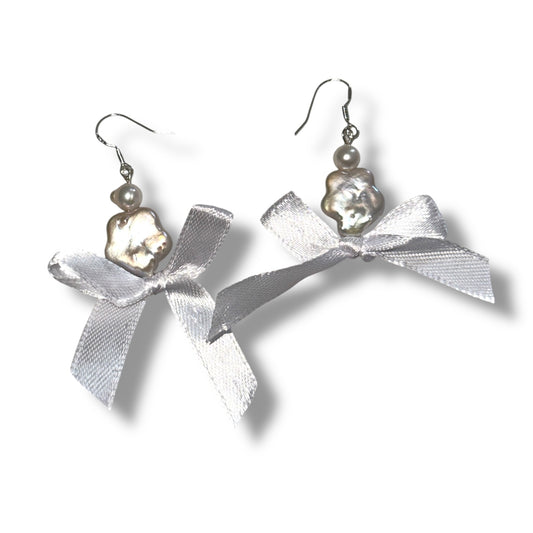 Keshi Bow Earrings